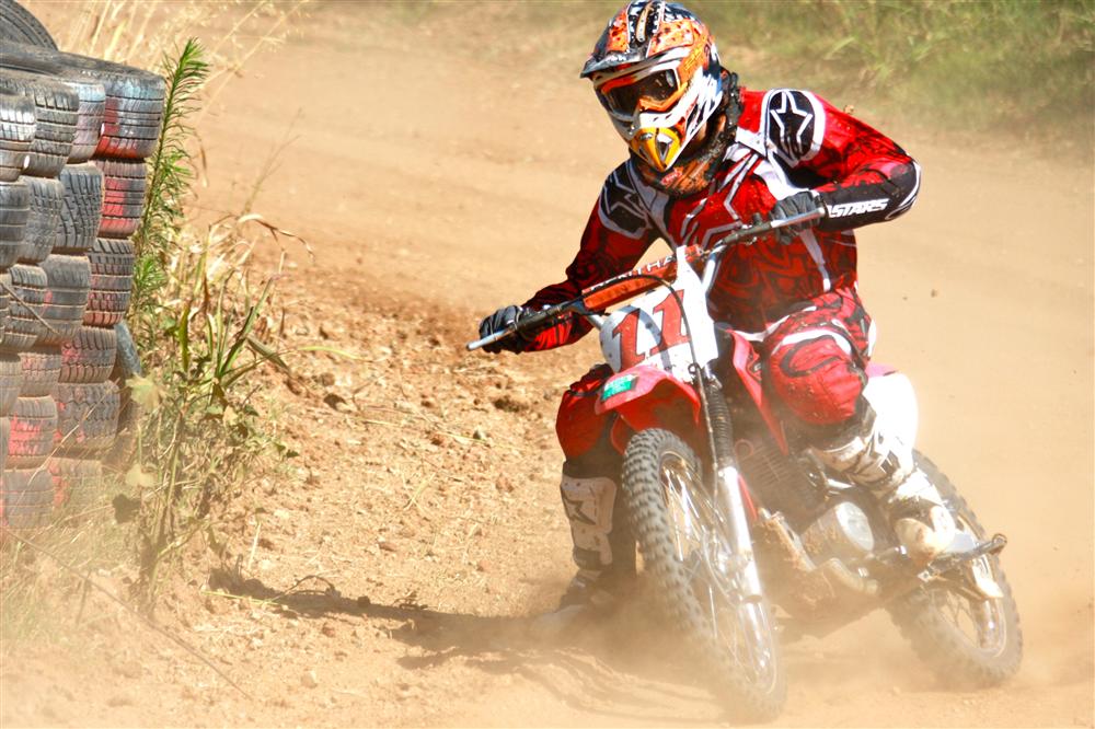 Albert Arenas dirt-track