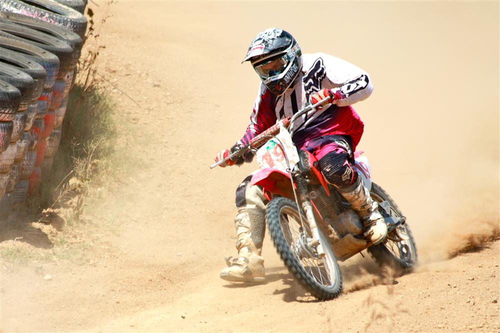 Gabri Rodrigo dirt-track