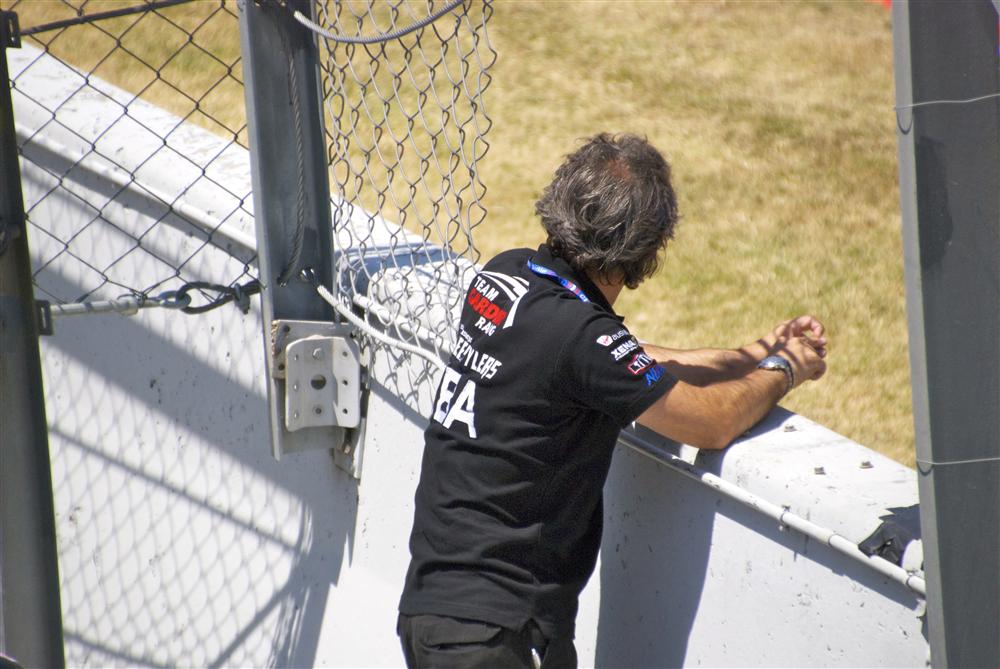 Tono, Jefe de equipo y manager