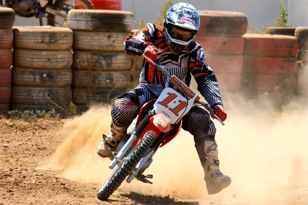 Gabri Rodrigo #19 dirt-track