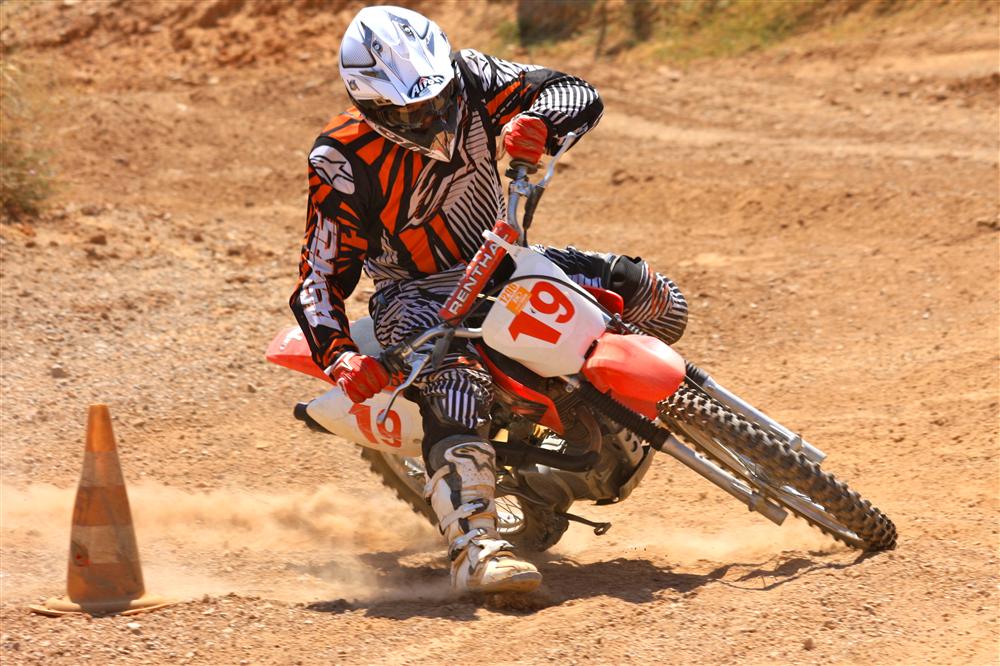 Gabri Rodrigo #19 dirt-track