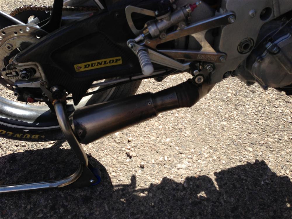 tubo de escape caida UEM