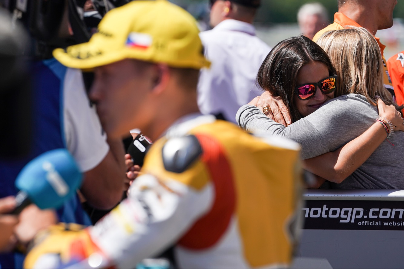 Qualifying - Pole Position4. Qualifying - Pole Position